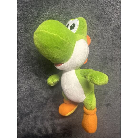 Yoshi Plush Super Mario Doll 10” Green Red Shell 2018 - Picture 3 of 6